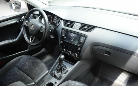 Skoda Octavia, 2020 год, 1 400 000 рублей, 20 фотография