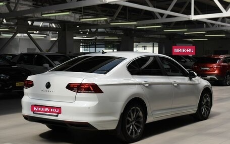 Volkswagen Passat B8 рестайлинг, 2021 год, 2 450 000 рублей, 7 фотография