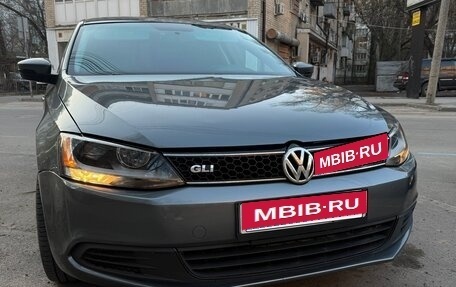 Volkswagen Jetta VI, 2011 год, 950 000 рублей, 1 фотография