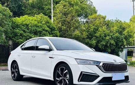 Skoda Octavia IV, 2023 год, 2 340 000 рублей, 3 фотография