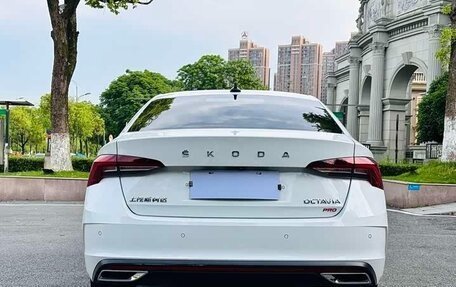 Skoda Octavia IV, 2023 год, 2 340 000 рублей, 5 фотография