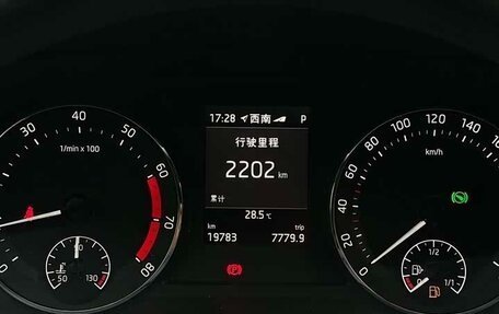 Skoda Octavia IV, 2023 год, 2 340 000 рублей, 10 фотография