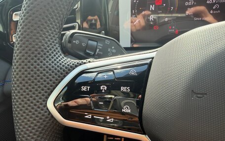 Volkswagen Tiguan, 2026 год, 4 900 000 рублей, 33 фотография