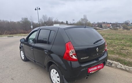 Renault Sandero I, 2013 год, 460 000 рублей, 2 фотография