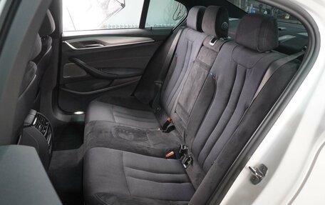 BMW 5 серия, 2019 год, 3 899 000 рублей, 9 фотография