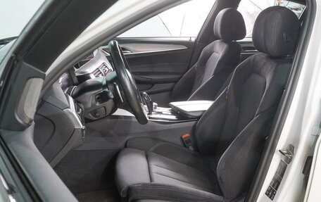 BMW 5 серия, 2019 год, 3 899 000 рублей, 10 фотография