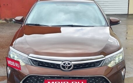 Toyota Camry, 2017 год, 2 530 000 рублей, 3 фотография