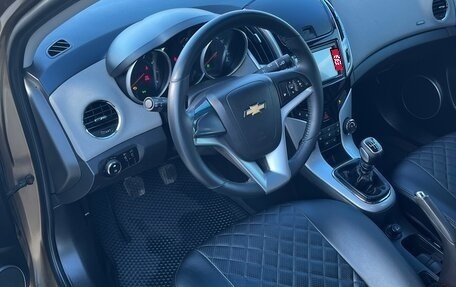 Chevrolet Cruze II, 2013 год, 850 000 рублей, 13 фотография