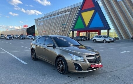 Chevrolet Cruze II, 2013 год, 850 000 рублей, 2 фотография