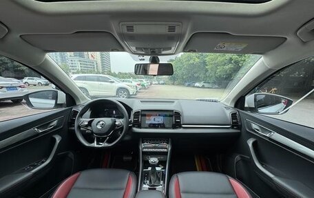 Skoda Karoq I, 2022 год, 1 850 000 рублей, 9 фотография