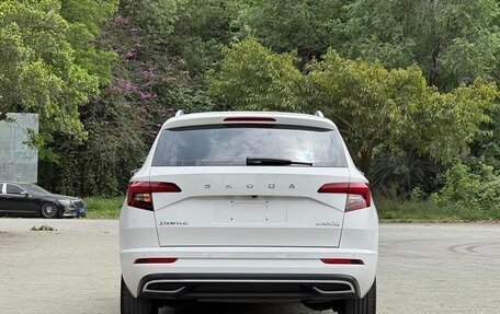 Skoda Karoq I, 2022 год, 1 850 000 рублей, 7 фотография