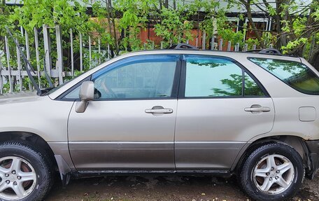 Lexus RX IV рестайлинг, 2001 год, 440 000 рублей, 2 фотография