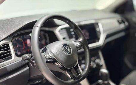 Volkswagen T-Roc I, 2022 год, 1 517 778 рублей, 8 фотография