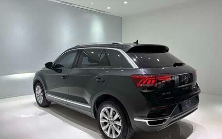 Volkswagen T-Roc I, 2022 год, 1 517 778 рублей, 6 фотография