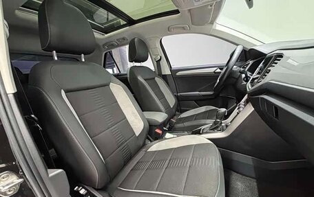 Volkswagen T-Roc I, 2022 год, 1 517 778 рублей, 11 фотография