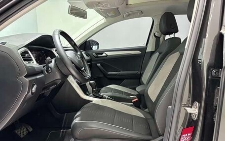 Volkswagen T-Roc I, 2022 год, 1 517 778 рублей, 7 фотография