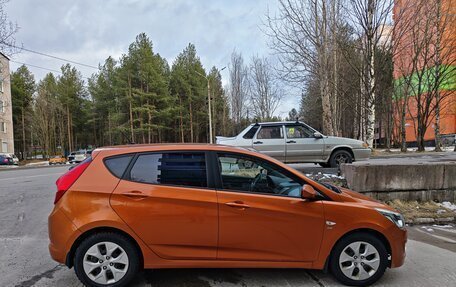 Hyundai Solaris II рестайлинг, 2014 год, 1 150 000 рублей, 1 фотография