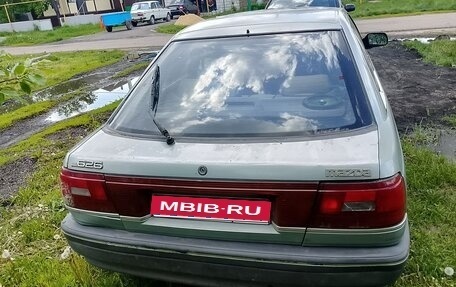 Mazda 626, 1988 год, 135 000 рублей, 1 фотография