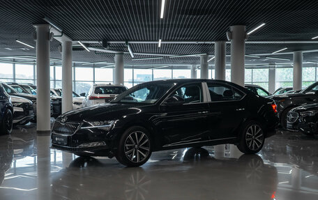 Skoda Superb III рестайлинг, 2025 год, 3 270 000 рублей, 1 фотография