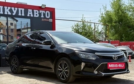 Toyota Camry, 2017 год, 2 288 000 рублей, 2 фотография