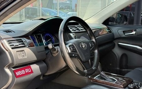 Toyota Camry, 2017 год, 2 288 000 рублей, 14 фотография