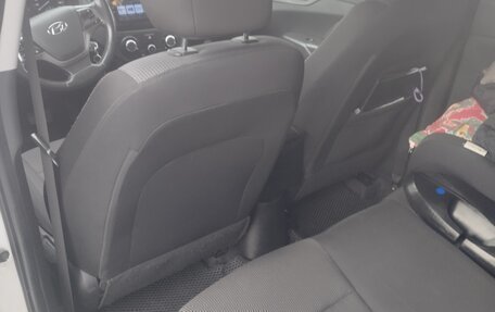 Hyundai Solaris II рестайлинг, 2018 год, 1 199 999 рублей, 2 фотография