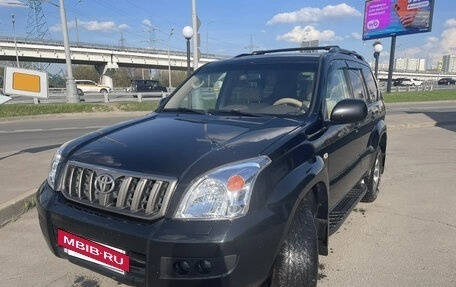 Toyota Land Cruiser Prado 120 рестайлинг, 2008 год, 2 000 000 рублей, 2 фотография