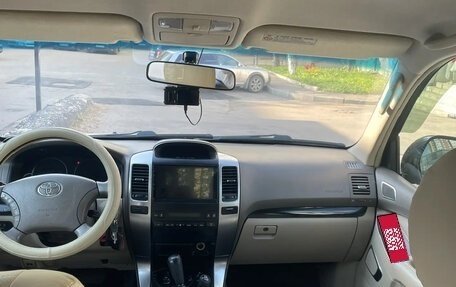 Toyota Land Cruiser Prado 120 рестайлинг, 2008 год, 2 000 000 рублей, 13 фотография