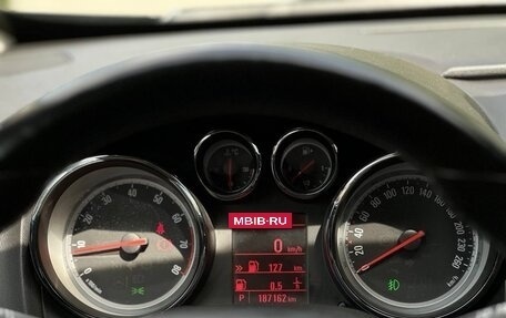 Opel Astra J, 2013 год, 900 000 рублей, 27 фотография