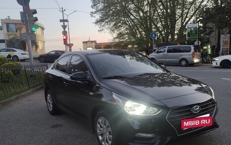 Hyundai Solaris II рестайлинг, 2018 год, 1 150 000 рублей, 3 фотография