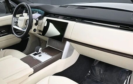 Land Rover Range Rover IV рестайлинг, 2025 год, 16 300 000 рублей, 18 фотография