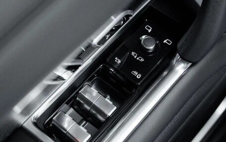Land Rover Range Rover IV рестайлинг, 2024 год, 15 900 000 рублей, 16 фотография