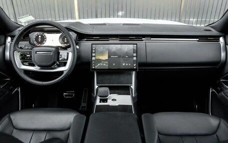 Land Rover Range Rover IV рестайлинг, 2024 год, 15 900 000 рублей, 15 фотография