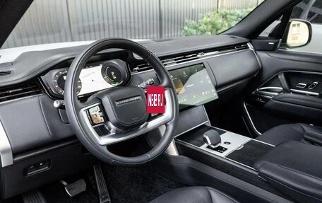 Land Rover Range Rover IV рестайлинг, 2024 год, 15 900 000 рублей, 13 фотография