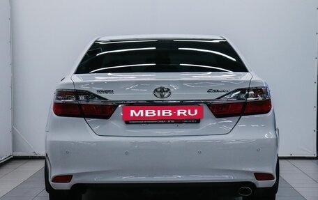 Toyota Camry, 2014 год, 1 960 000 рублей, 4 фотография