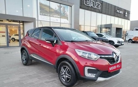 Renault Kaptur I рестайлинг, 2020 год, 1 400 000 рублей, 3 фотография
