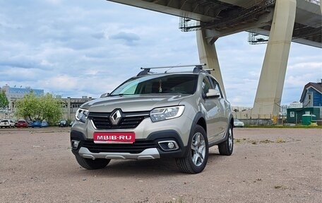 Renault Sandero II рестайлинг, 2018 год, 1 070 000 рублей, 1 фотография
