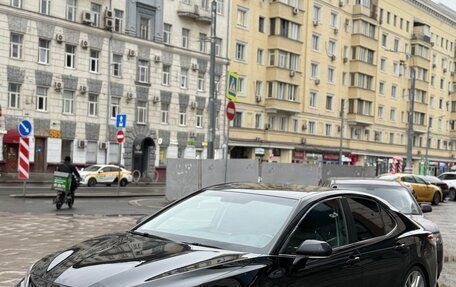 Toyota Camry, 2021 год, 2 630 000 рублей, 8 фотография