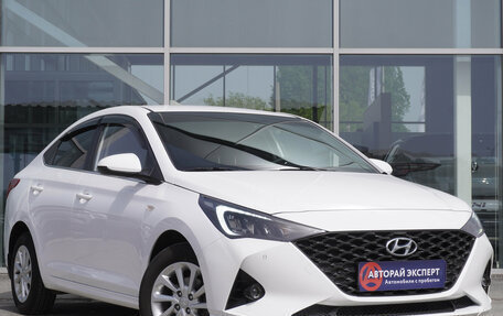 Hyundai Solaris II рестайлинг, 2021 год, 1 667 000 рублей, 3 фотография
