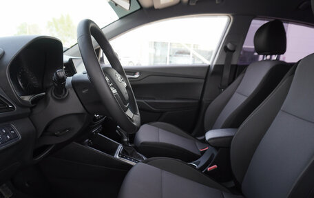 Hyundai Solaris II рестайлинг, 2021 год, 1 667 000 рублей, 10 фотография