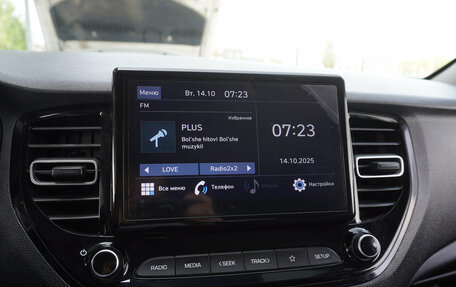 Hyundai Solaris II рестайлинг, 2021 год, 1 667 000 рублей, 14 фотография