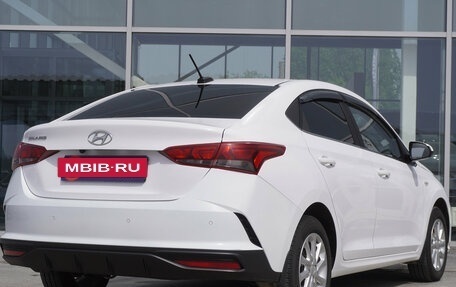 Hyundai Solaris II рестайлинг, 2021 год, 1 667 000 рублей, 5 фотография