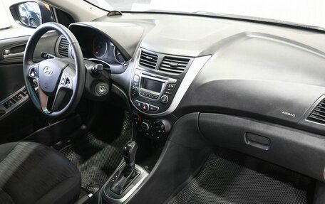 Hyundai Solaris II рестайлинг, 2014 год, 999 900 рублей, 10 фотография