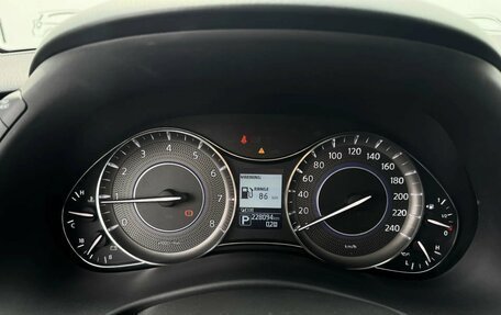 Infiniti QX80 I рестайлинг, 2014 год, 2 520 000 рублей, 29 фотография