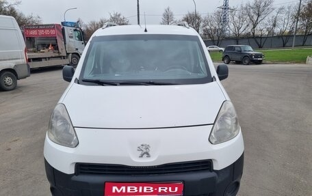 Peugeot Partner II рестайлинг 2, 2012 год, 530 000 рублей, 1 фотография