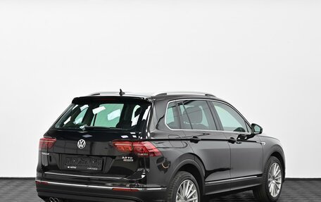 Volkswagen Tiguan II, 2017 год, 2 249 000 рублей, 2 фотография