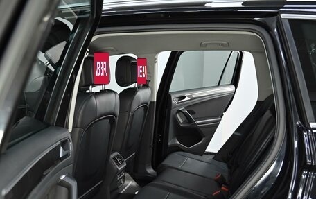 Volkswagen Tiguan II, 2017 год, 2 249 000 рублей, 17 фотография