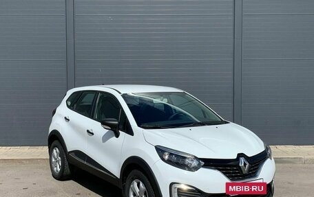 Renault Kaptur I рестайлинг, 2018 год, 965 000 рублей, 5 фотография