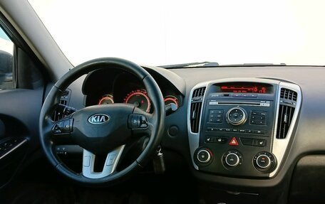 KIA cee'd I рестайлинг, 2011 год, 495 000 рублей, 12 фотография