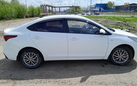 Hyundai Solaris II рестайлинг, 2018 год, 1 340 000 рублей, 16 фотография